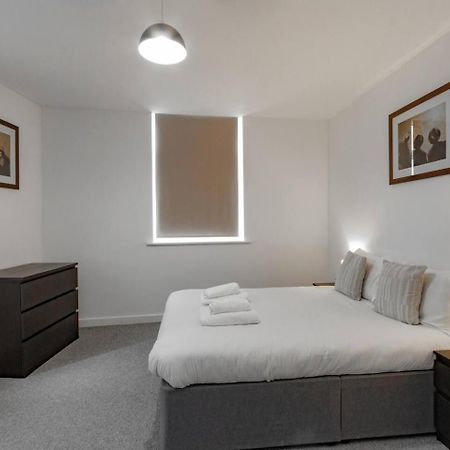 Spacious & Pet-Friendly 1Br Apt In Heywood Apartment Екстериор снимка