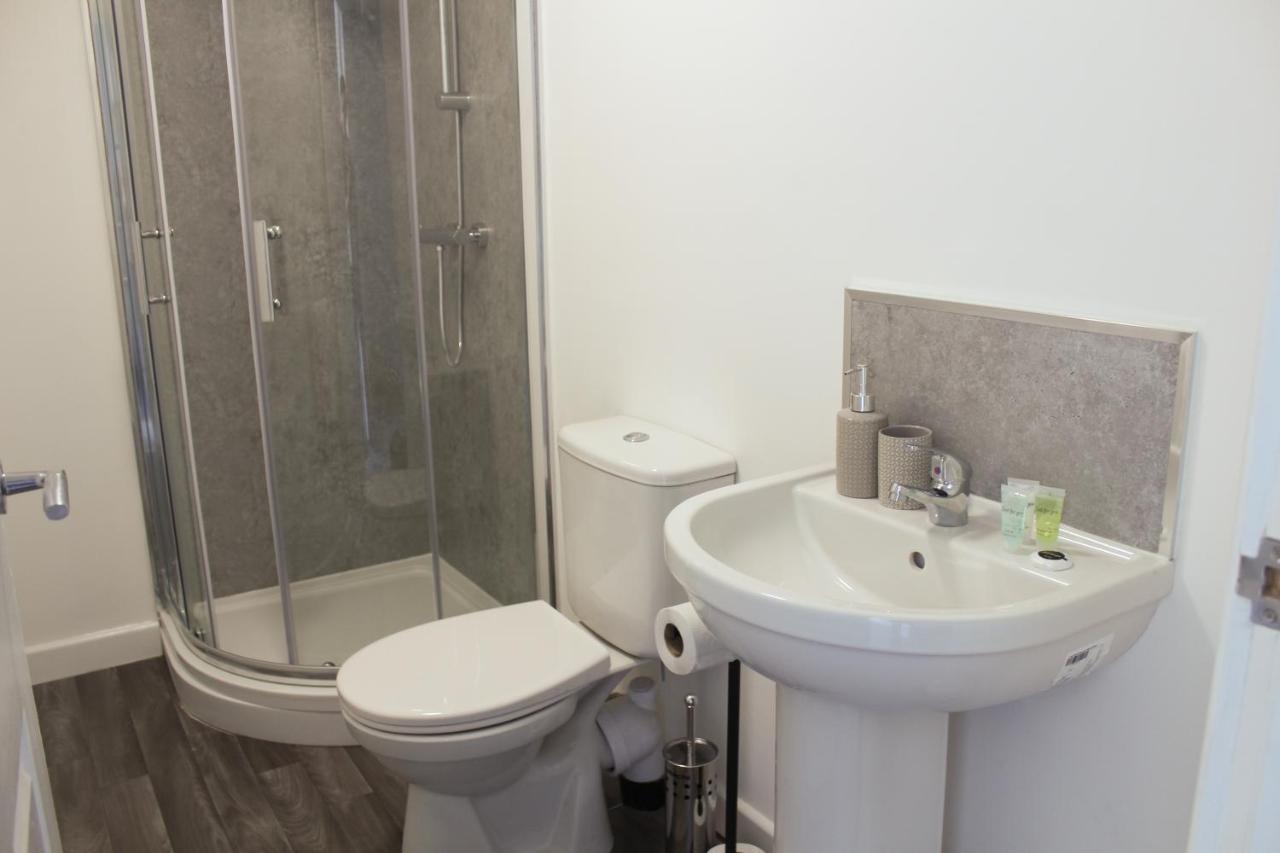 Spacious & Pet-Friendly 1Br Apt In Heywood Apartment Екстериор снимка
